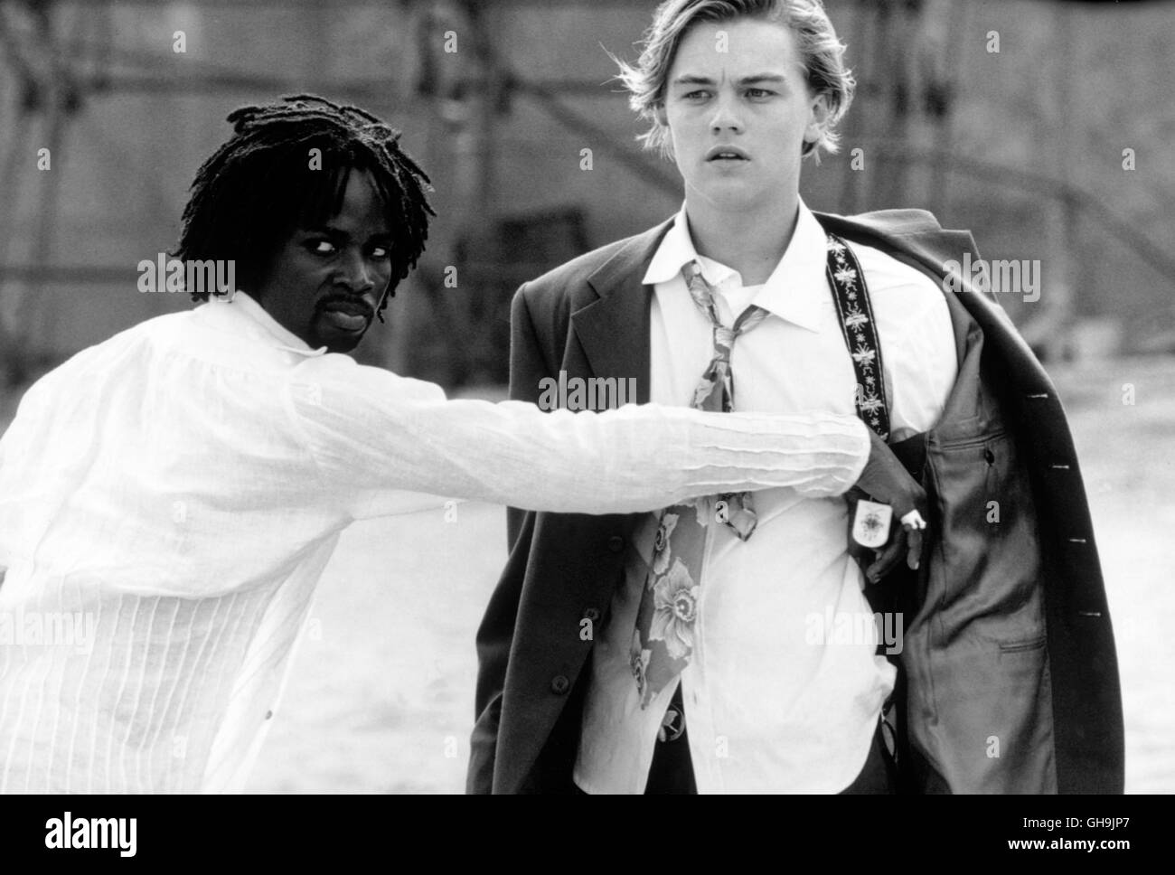 Film Romeo Juliet Baz Black And White Stock Photos Images Alamy Film Romeo Juliet Baz Black And White Stock Photos Images Alamy