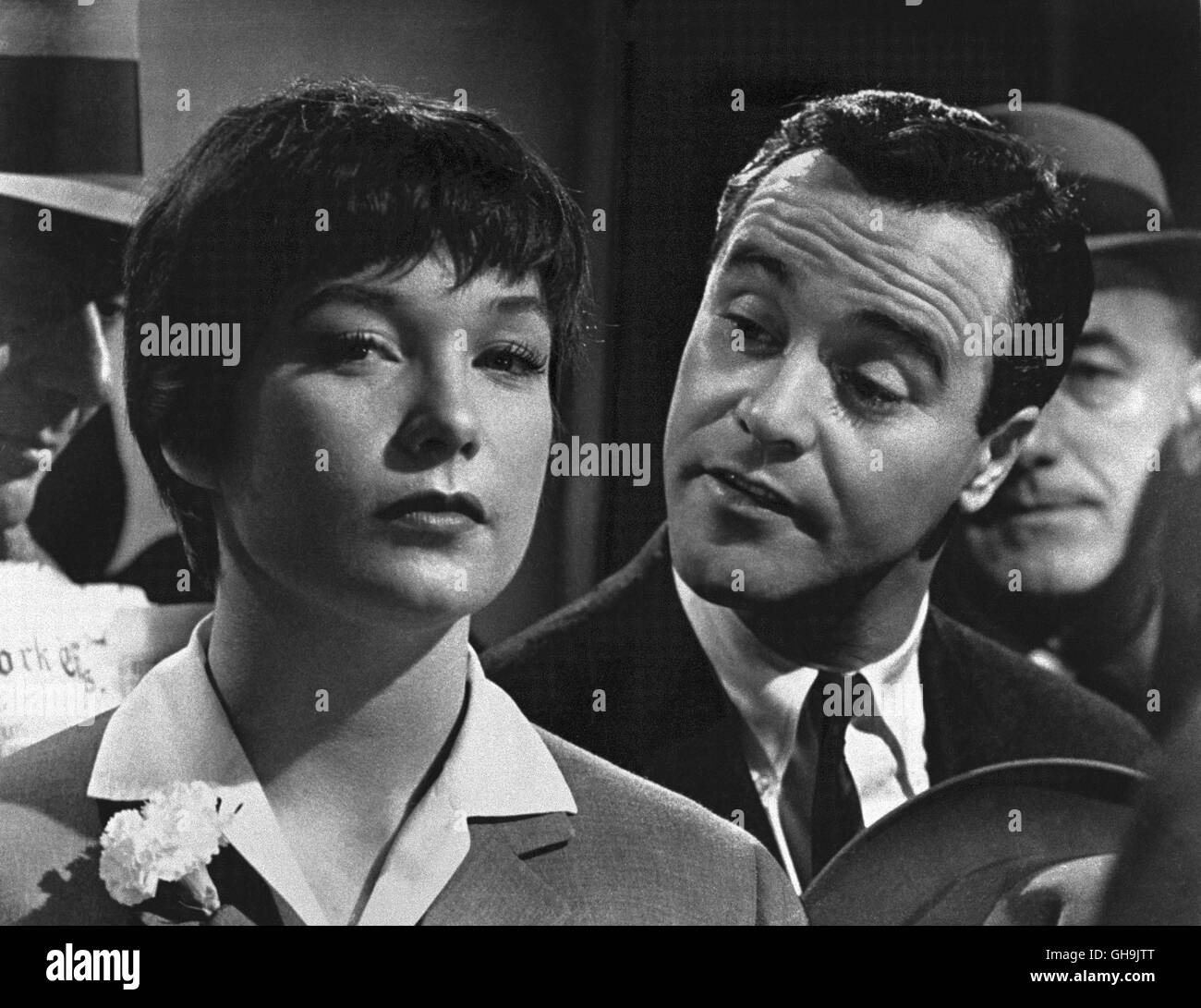 DAS APPARTEMENT The Apartment USA 1960 Billy Wilder Fran Kubelik (SHIRLEY MACLAINE) und Calvin
