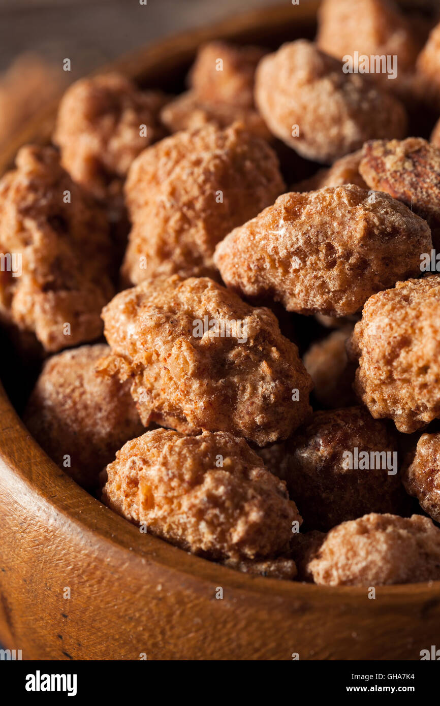 Homemade Sweet Cinnamon Coated Almonds Ready to Eat Stock Photo Alamy