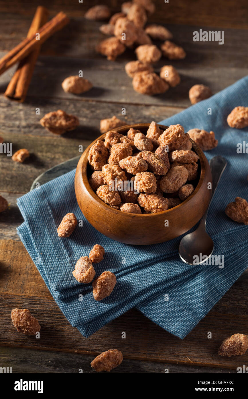 Homemade Sweet Cinnamon Coated Almonds Ready to Eat Stock Photo Alamy