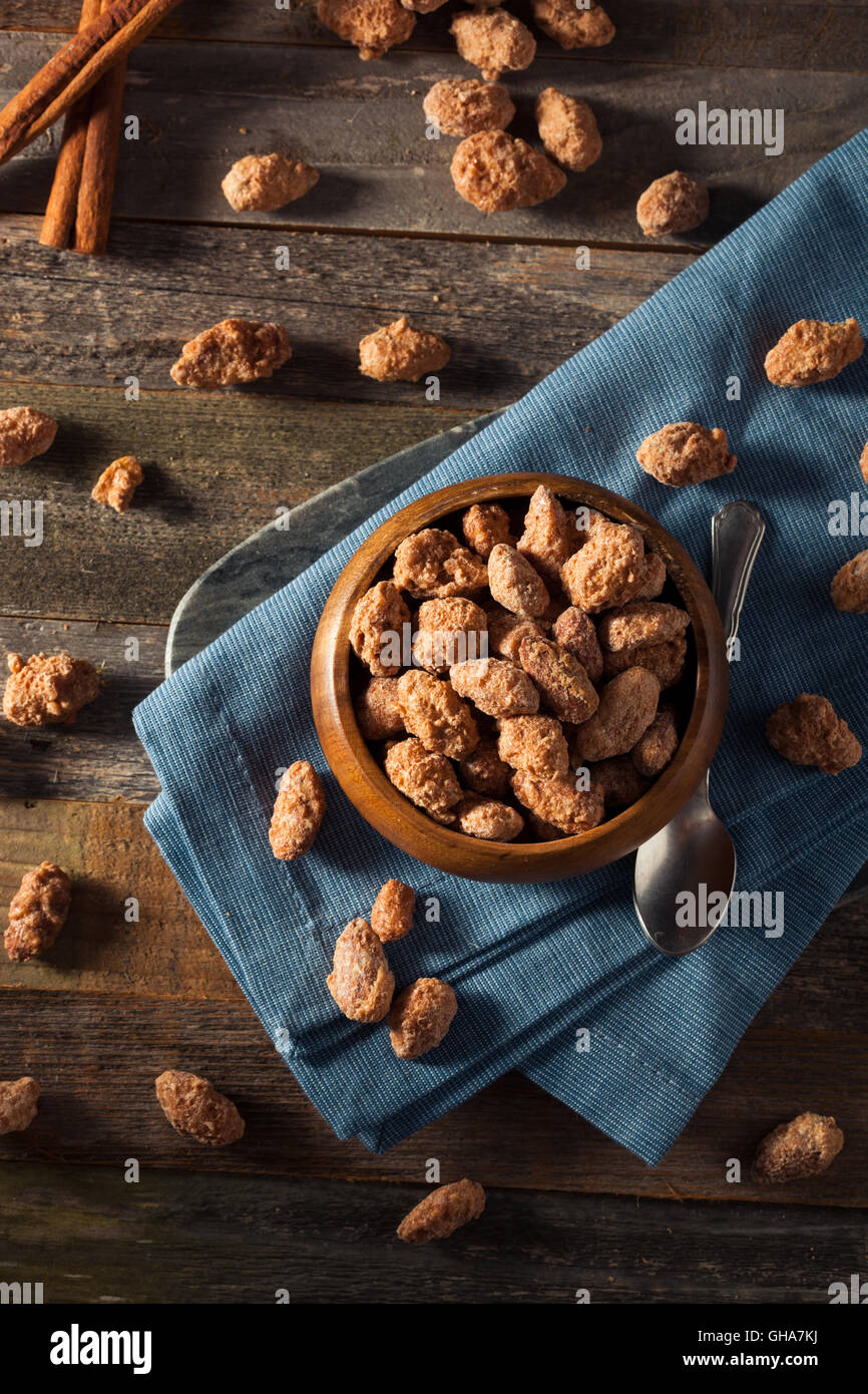 Homemade Sweet Cinnamon Coated Almonds Ready to Eat Stock Photo Alamy