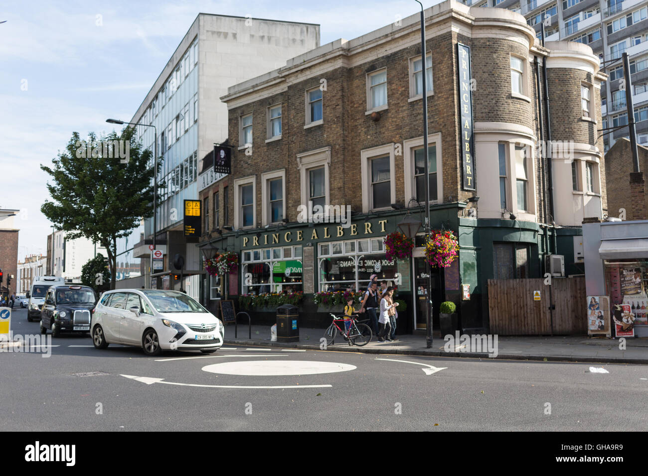 The Prince Albert Notting Hill London Stock Photo Alamy