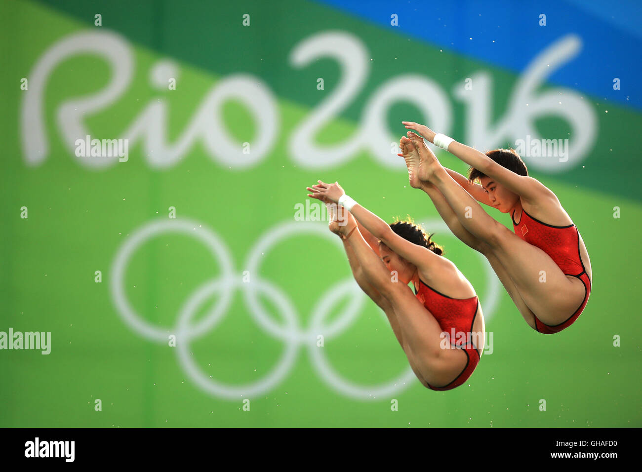 2016 olympics huixia liu ruolin chen hi-res stock photography and ...