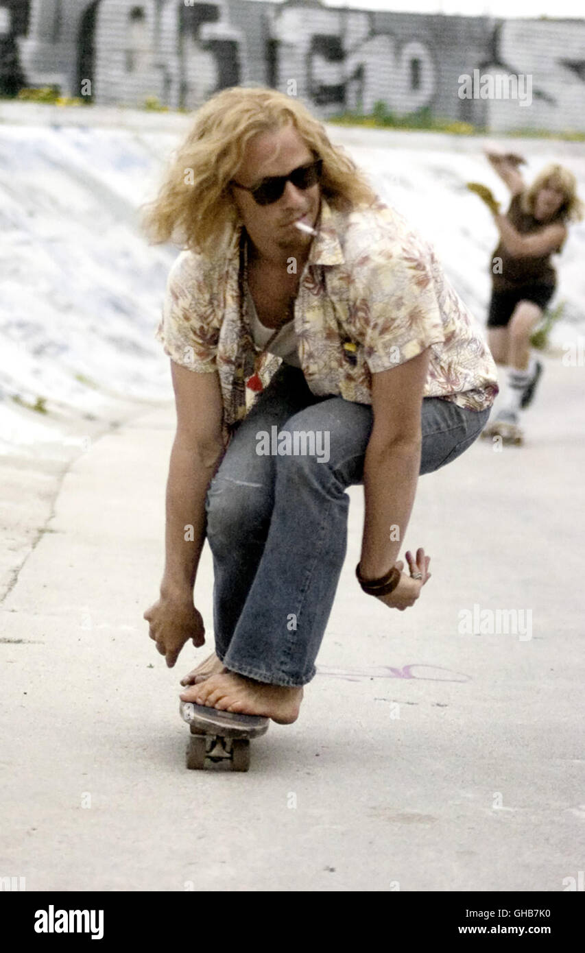 Lords of Dogtown Year: 2005 USA John Robinson, Victor Rasuk, Emile Hirsch  Director: Catherine Hardwicke Stock Photo - Alamy