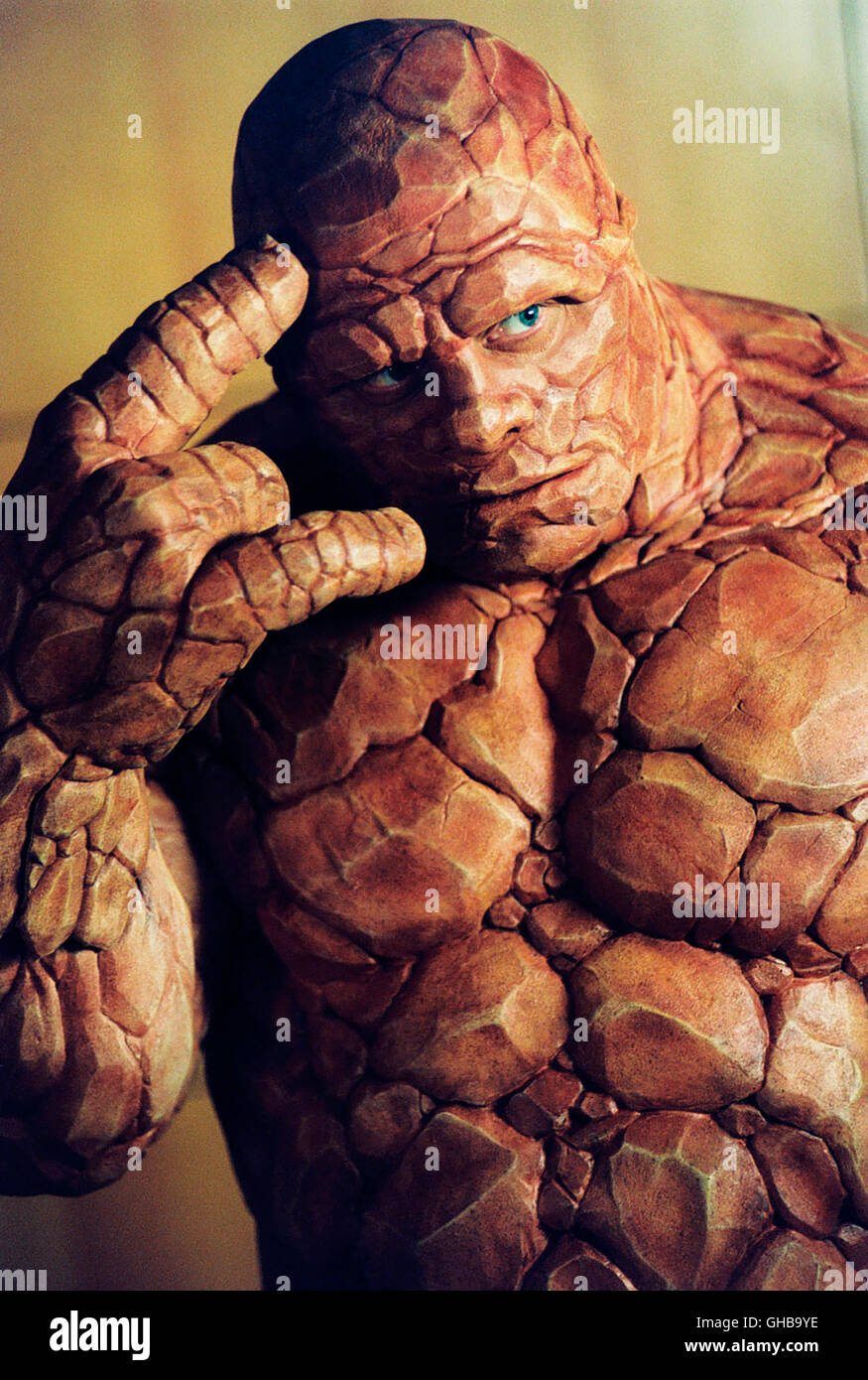 FANTASTIC FOUR D/USA 2005 Tim Story Ben Grimm/Mutation in The Thing  (MICHAEL CHIKLIS) Regie: Tim Story Stock Photo - Alamy