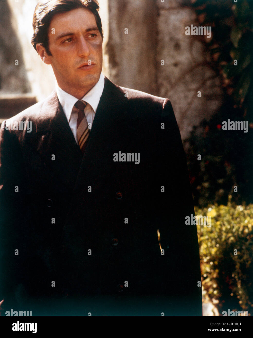Al pacino in the godfather 1 - avenueinput