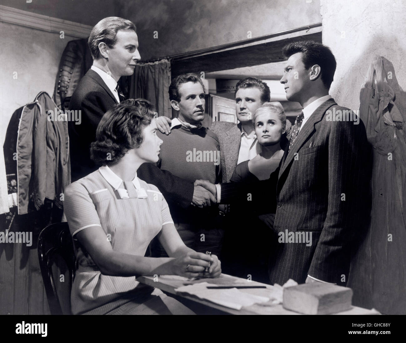 ROOM AT THE TOP UK 1959 Jack Clayton HEATHER SEARS, IAN HENDRY, DONALD HOUSTON, DELENA KIDD, LAURENCE HARVEY Regie: Jack Clayton Stock Photo