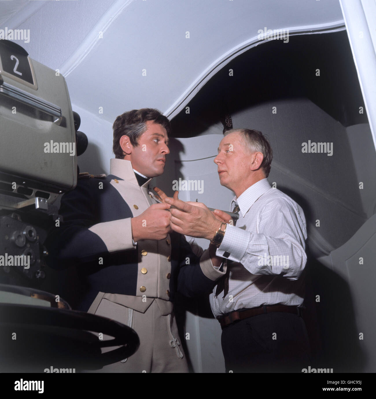 Regisseur HELMUT KÄUTNER (19081980) bei Dreharbeiten (1974 Stock Photo Alamy