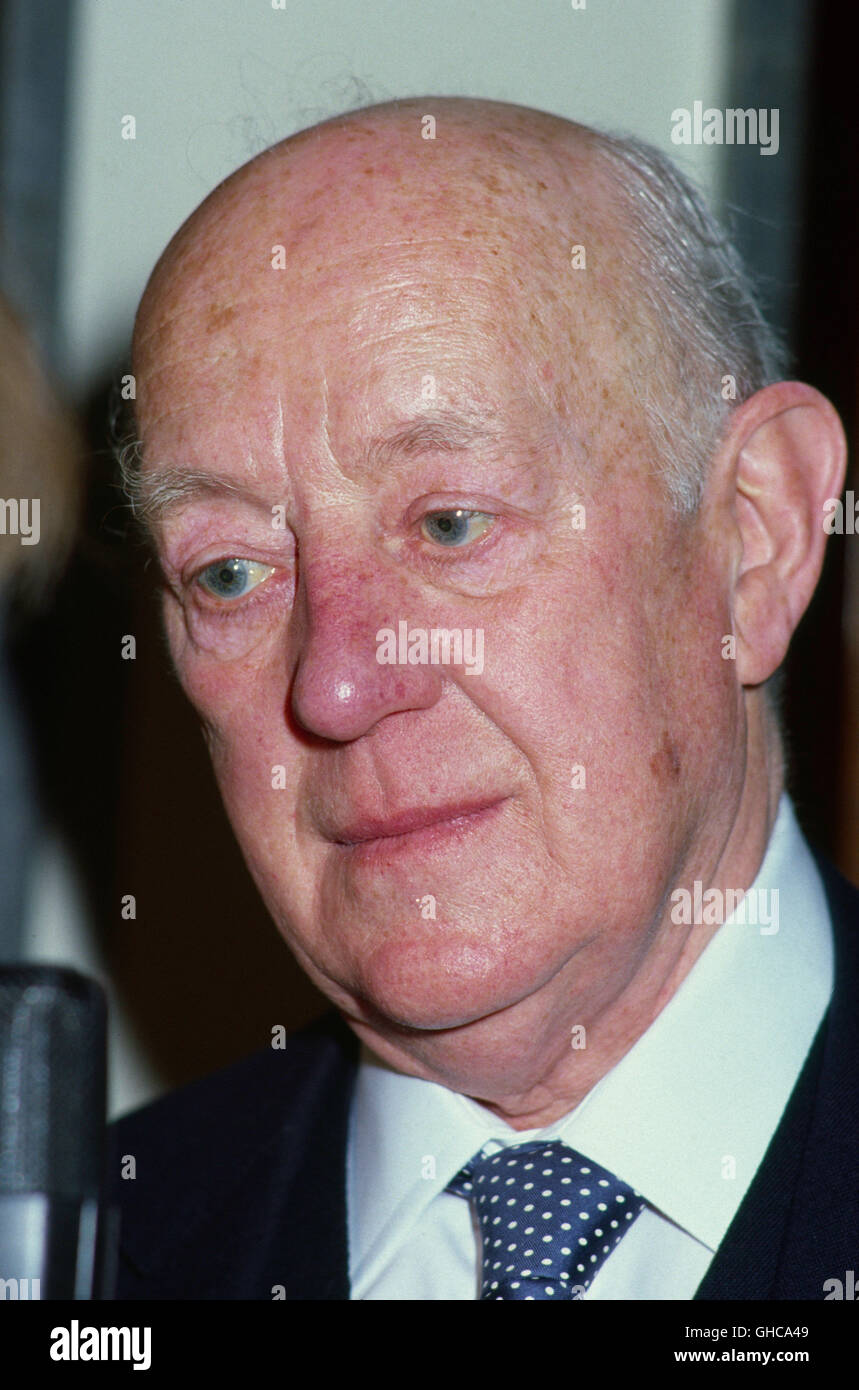 SIR ALEC GUINNESS (1985) Stock Photo