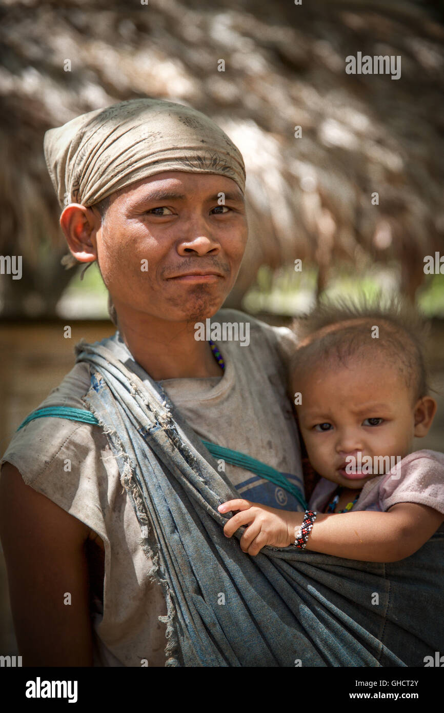 People from the Mangyan tribe on Mindoro Philippines Stock Photo Alamy