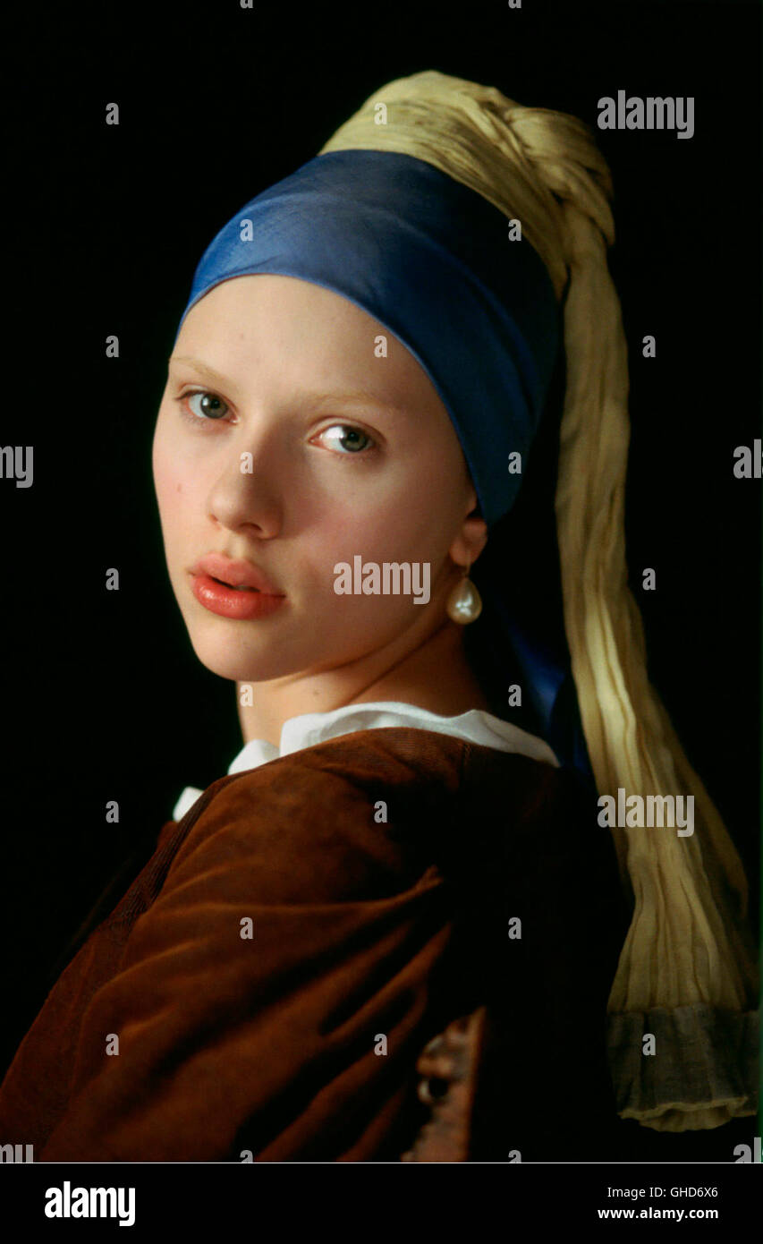 DAS MÄDCHEN MIT DEM PERLENOHRRING / Girl with a Pearl Earring UK/Luxembourg 2003 / Peter Webber SCARLETT JOHANSSON (Griet, 'Das Mädchen mit dem Perlenohrring') Regie: Peter Webber aka. Girl with a Pearl Earring Stock Photo