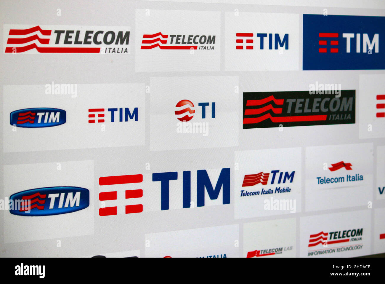 Telecom italia hi-res stock photography and images - Alamy