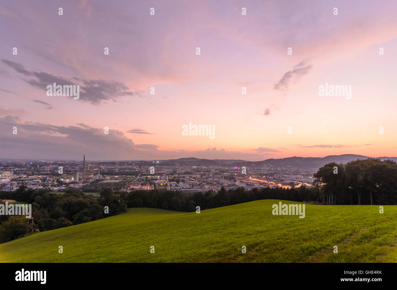 Linz: View from the slopes of Mount Pfenningberg to Linz, Austria, Oberösterreich, Upper Austria, Zentralraum Stock Photo