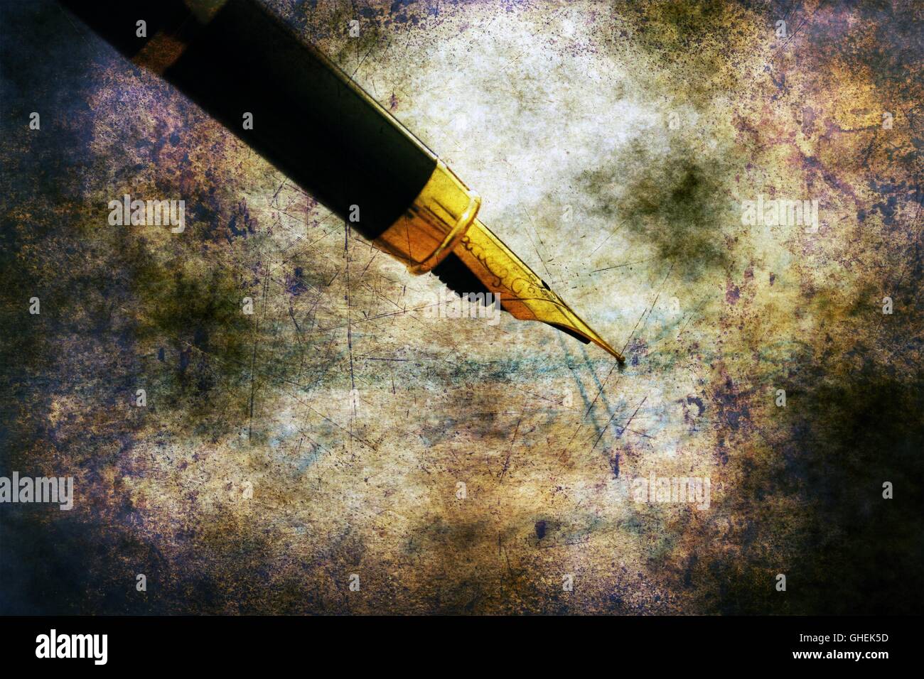 Fountain pen and old letter Stock Photo - Alamy