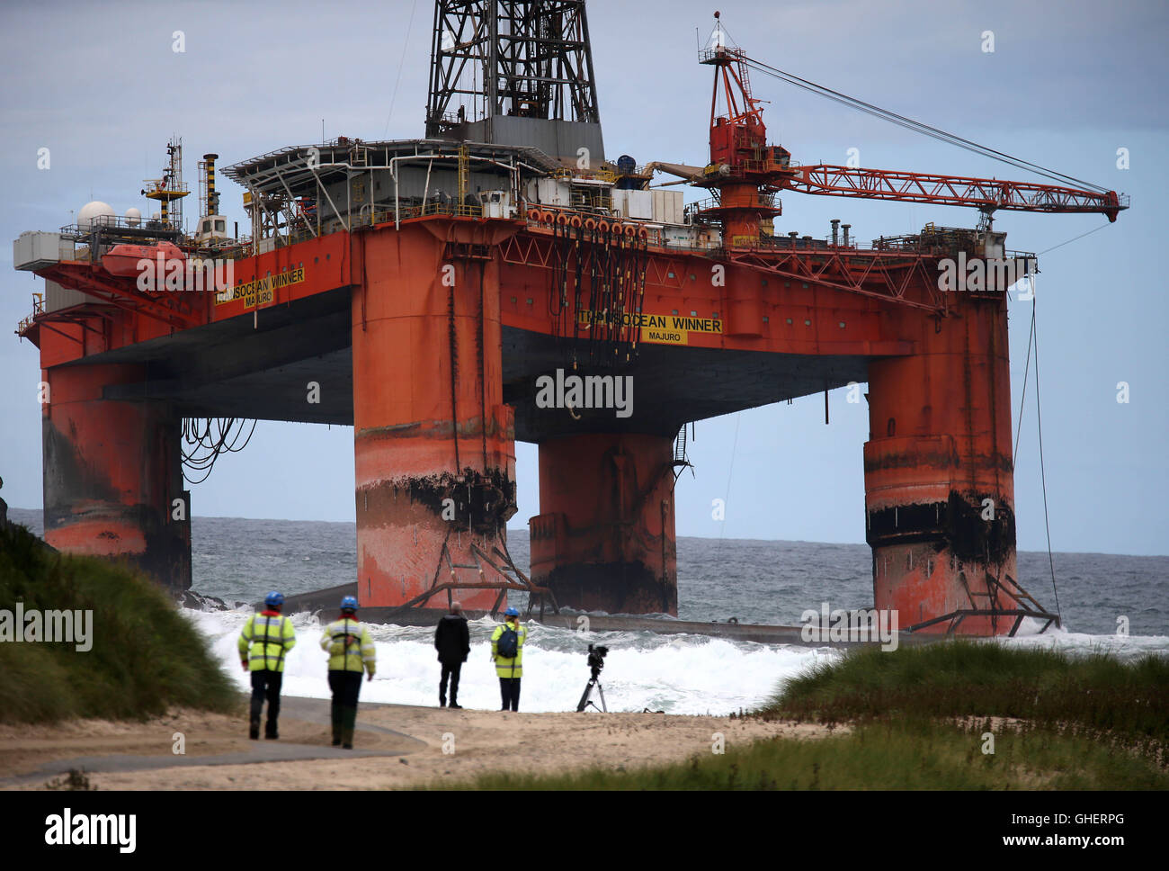Drilling rig seen in hi-res stock photography and images - Alamy