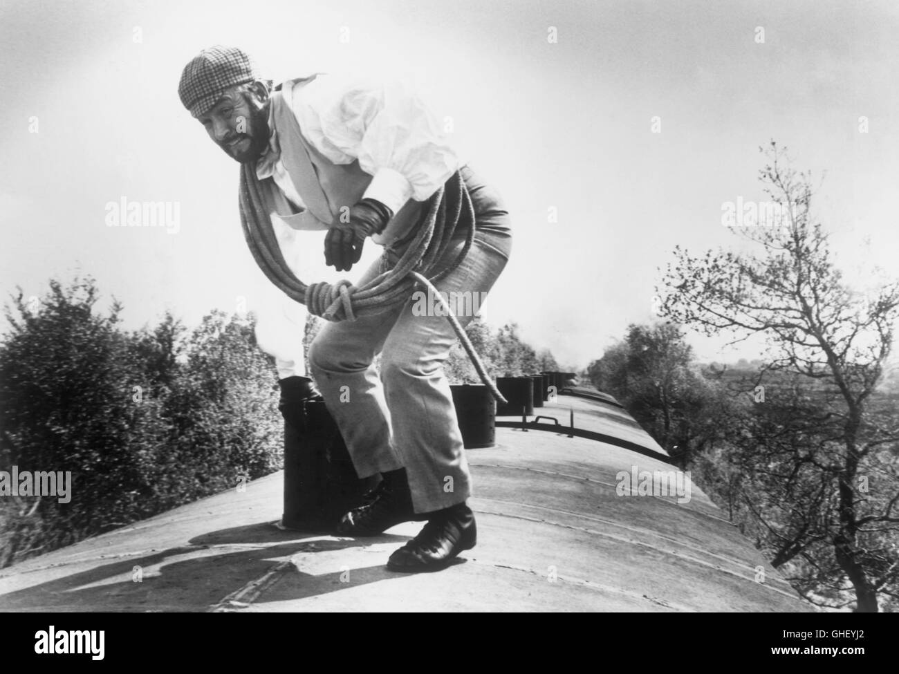 THE FIRST GREAT TRAIN ROBBERY UK 1979 Michael Crichton Battling the