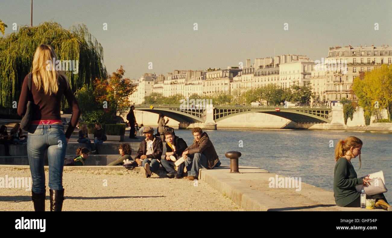 Paris Je T Aime Paris Je T Aime 06 Paris Je T Aime Storys Of Love From The City Of Love Francois Cyril Descours With Friends Segment Quais De Seine Directed By Gurinder Chadha