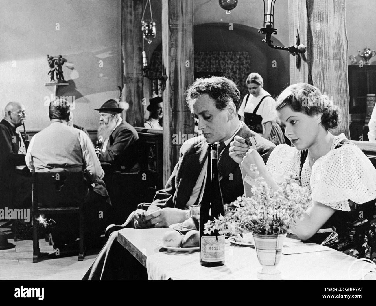 Ingrid Bergman and Gösta Ekman in the scene ofrom the movie /"Intermezzo/". Sr