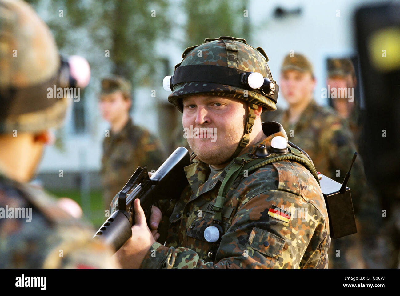 Der bundeswehr. Солдат Бундесвера. Форма солдат Бундесвера. Элитный солдат. Бундесвер борода.