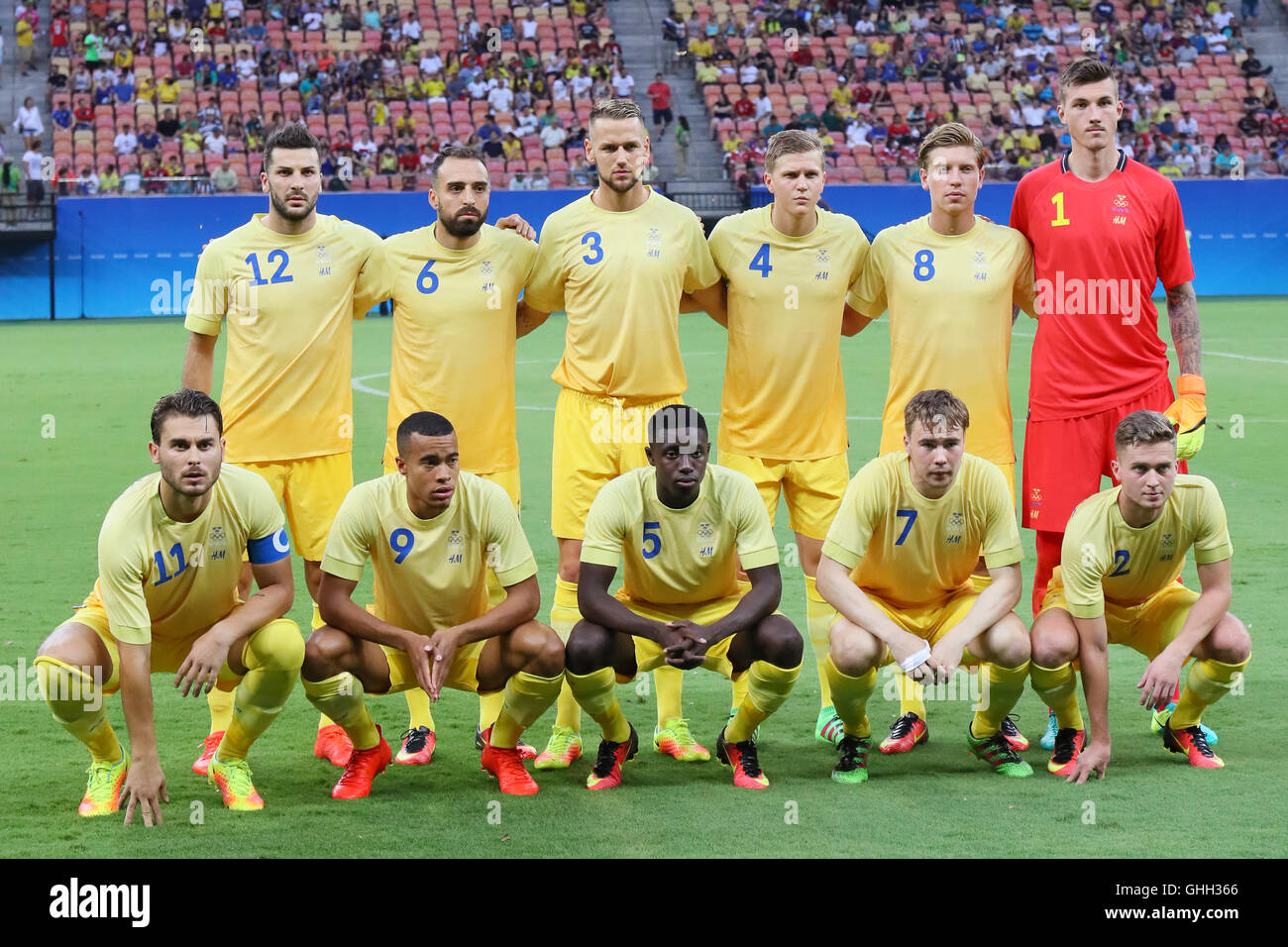 Manaus, Brazil. 4th Aug, 2016. Sweden team group line-up (SWE) Football/Soccer : Men's First Round Group B between Sweden 2-2 Colombia at Amazonia Arena during the Rio 2016 Olympic Games in Manaus, Brazil . © YUTAKA/AFLO SPORT/Alamy Live News Stock Photo