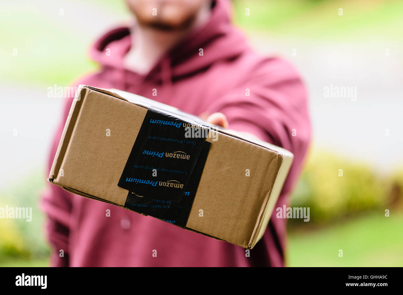 Amazon package hi-res stock photography and images - Alamy