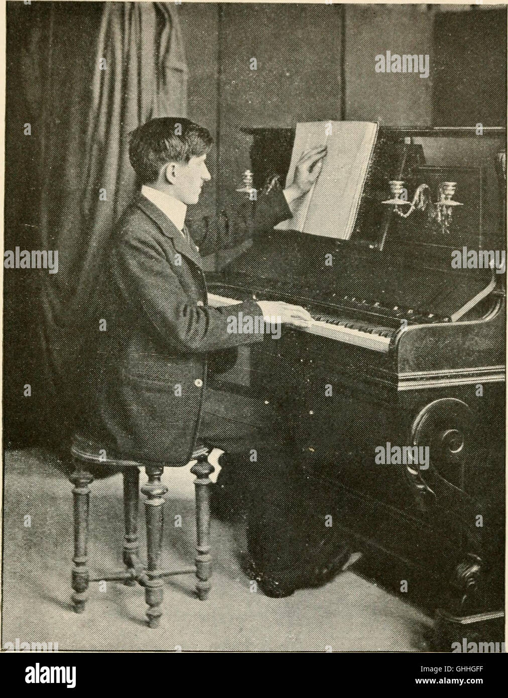 La bibliothèque des aveugles 1917 hi-res stock photography and images -  Alamy