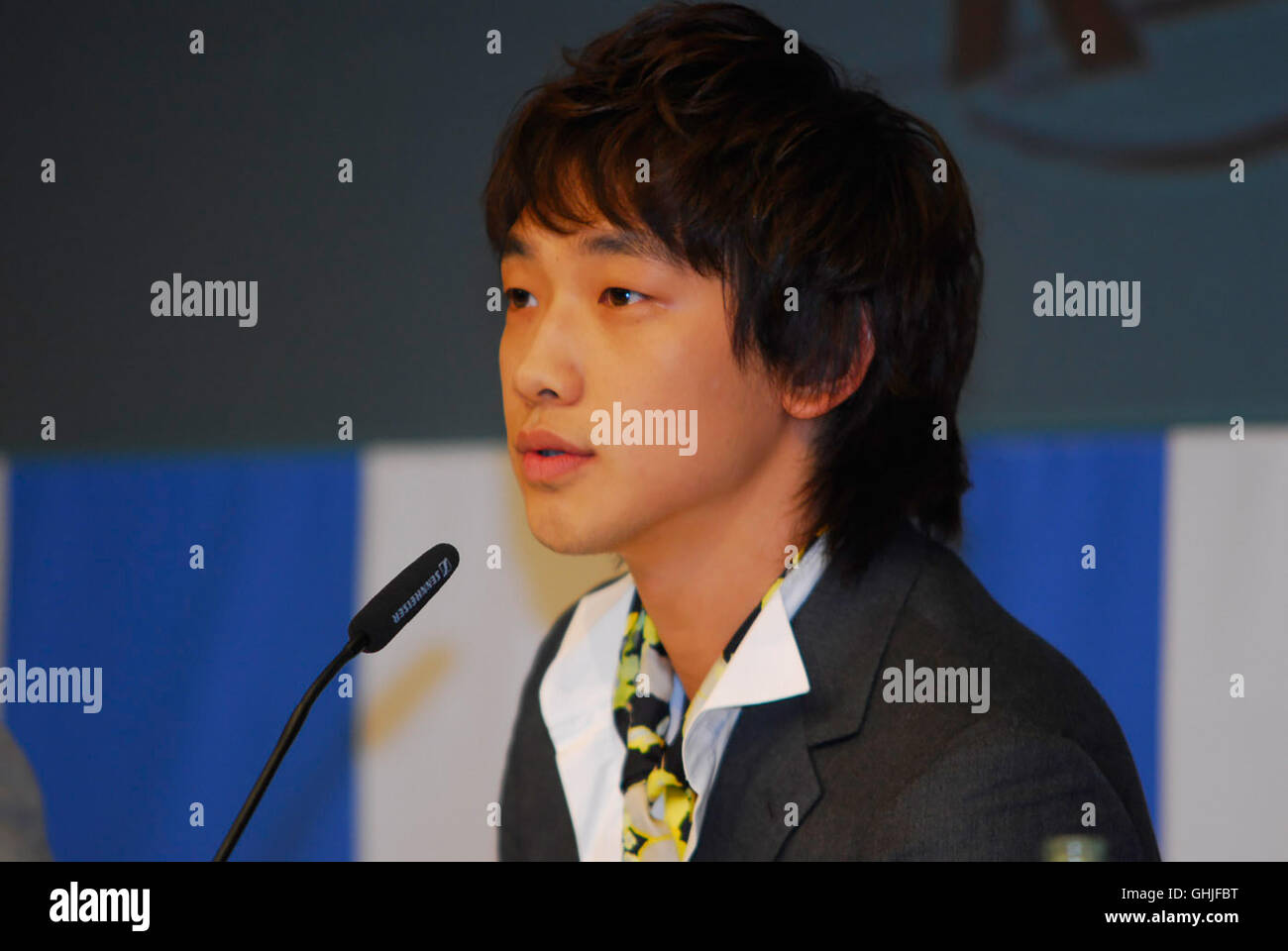Ji hoon hi-res stock photography and images - Alamy