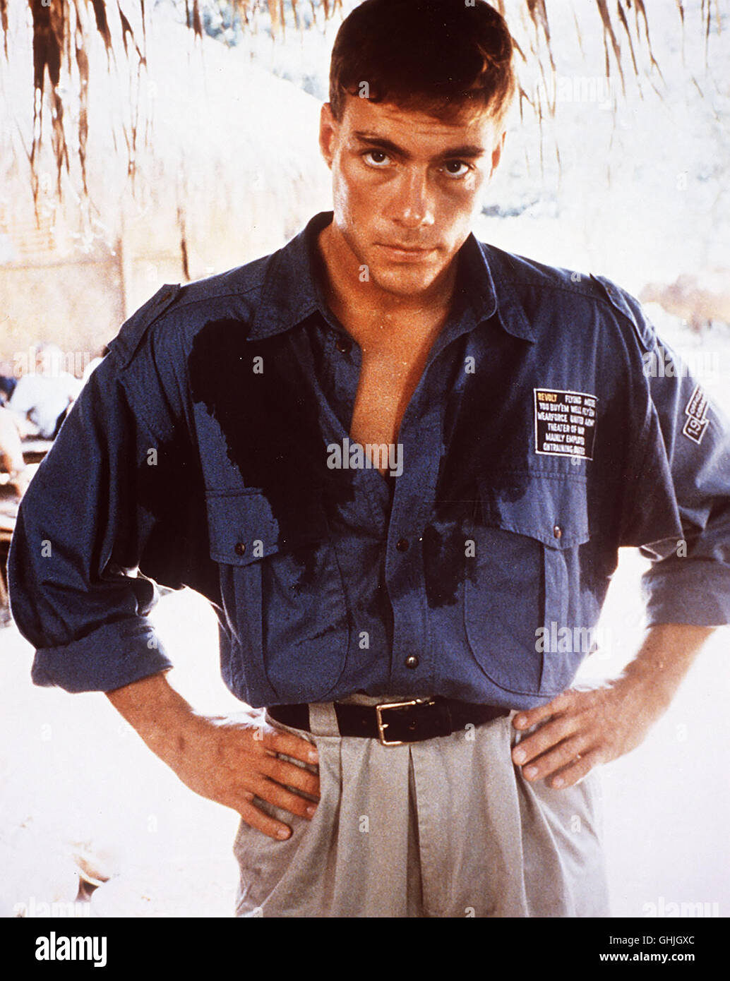 Ein Amerikaner nimmt ein hartes Training auf sich, um sich an einem  thailändischen Kickboxer zu rächen, der seinen Bruder in einem Kampf zum  Krüppel gemacht hat... JEAN-CLAUDE VAN DAMME - Kurt Sloane