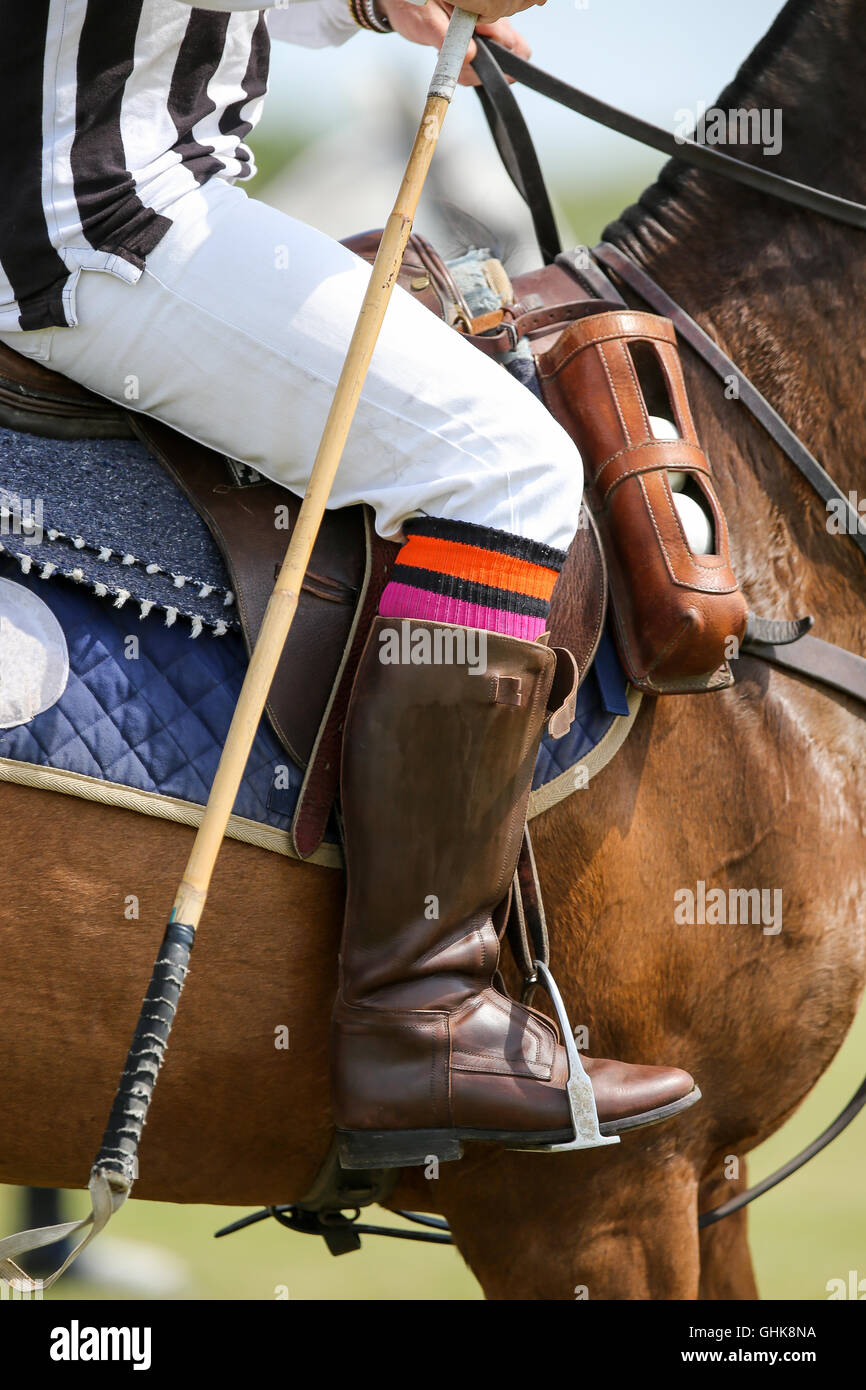 White polo pants hi-res stock photography and images - Alamy