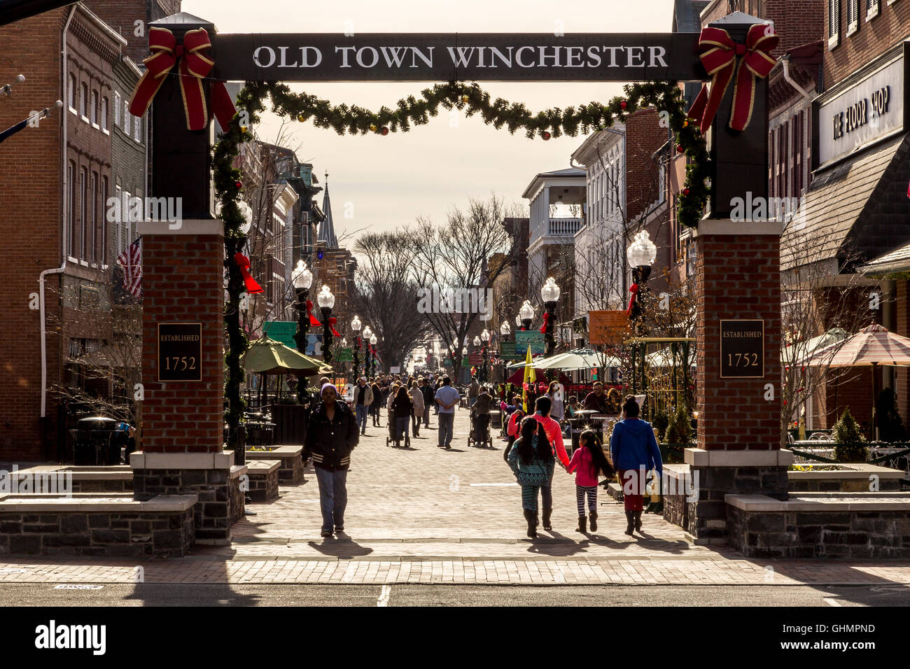 Old Town Winchester Virginia Entrance with Crowd Stock Photo Alamy