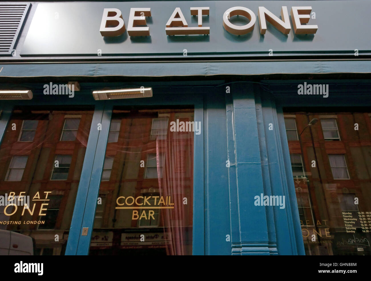 Be At One cocktail bar, Upper Street, Islington, London Stock Photo Alamy
