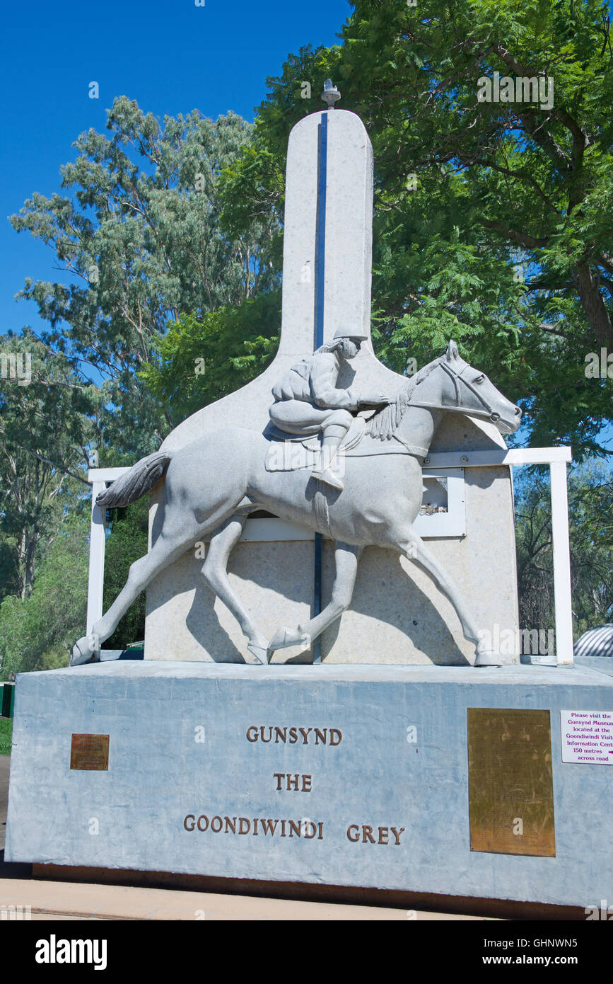 Large statue to Gunsynd race horse Goondiwindi Queensland Australia Stock Photo