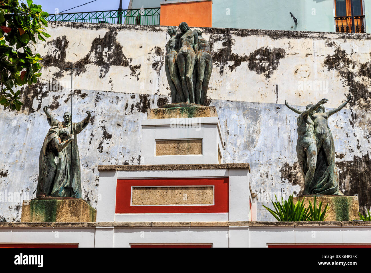 Three Art Monuments from La Fuente de la Herencia de las Americas in ... 
