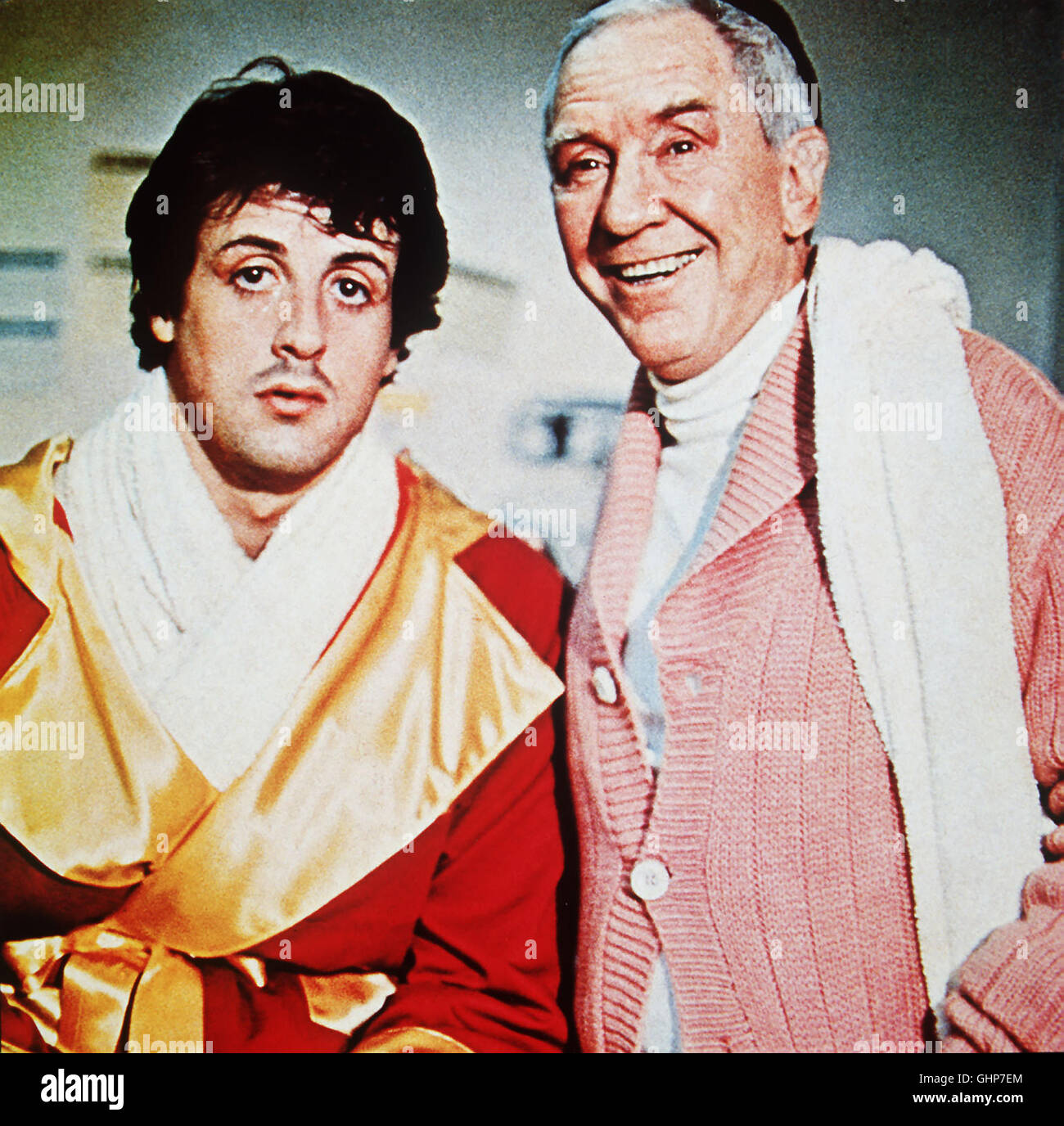 rocky - Rocky (SYLVESTER STALLONE) wird von Mickey (BURGESS MEREDITH) für den großen KAmpf fitgemacht. Regie: John G.Avildsen aka. Rocky Stock Photo