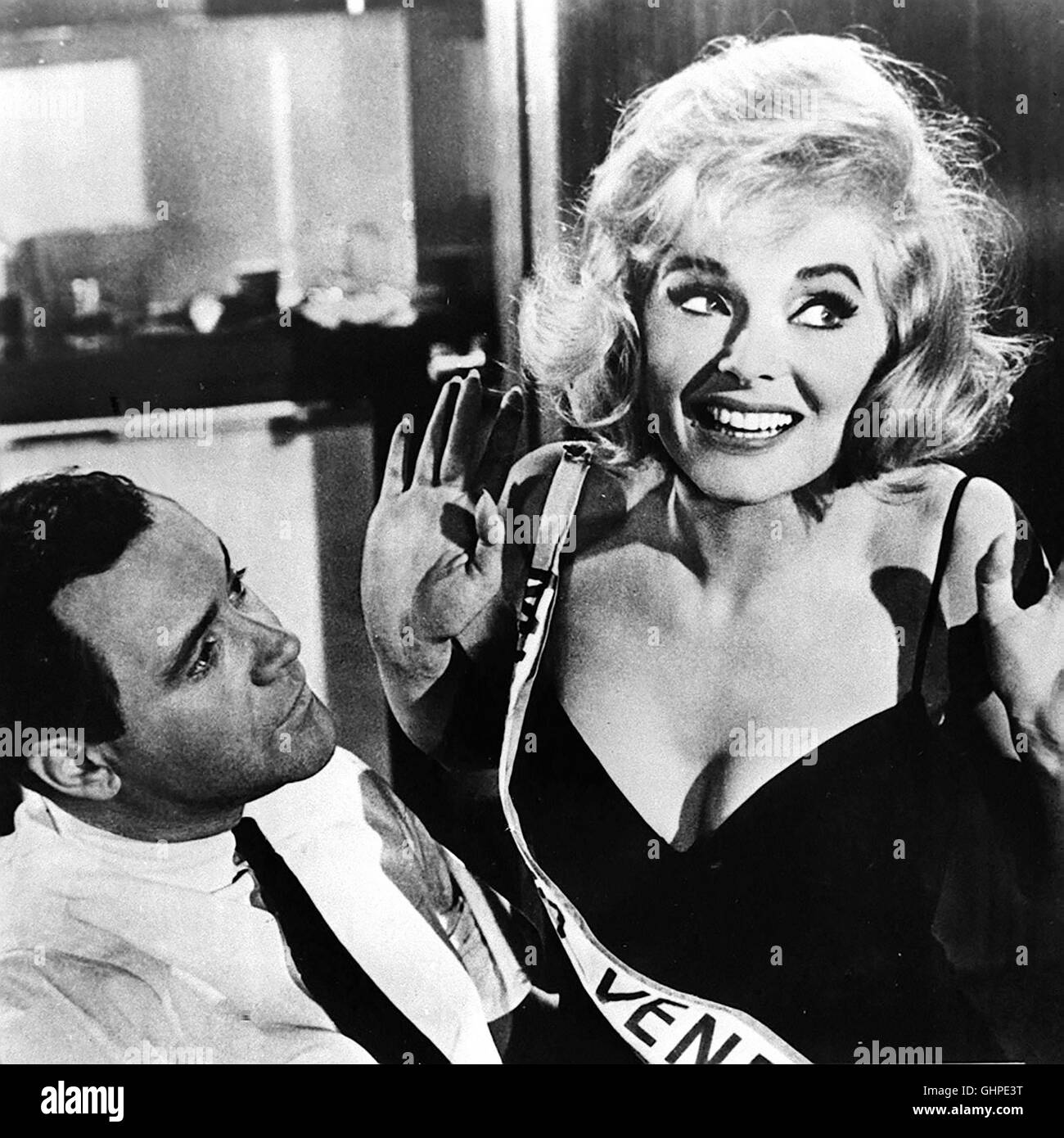 Mord an einer frau Black and White Stock Photos & Images Alamy