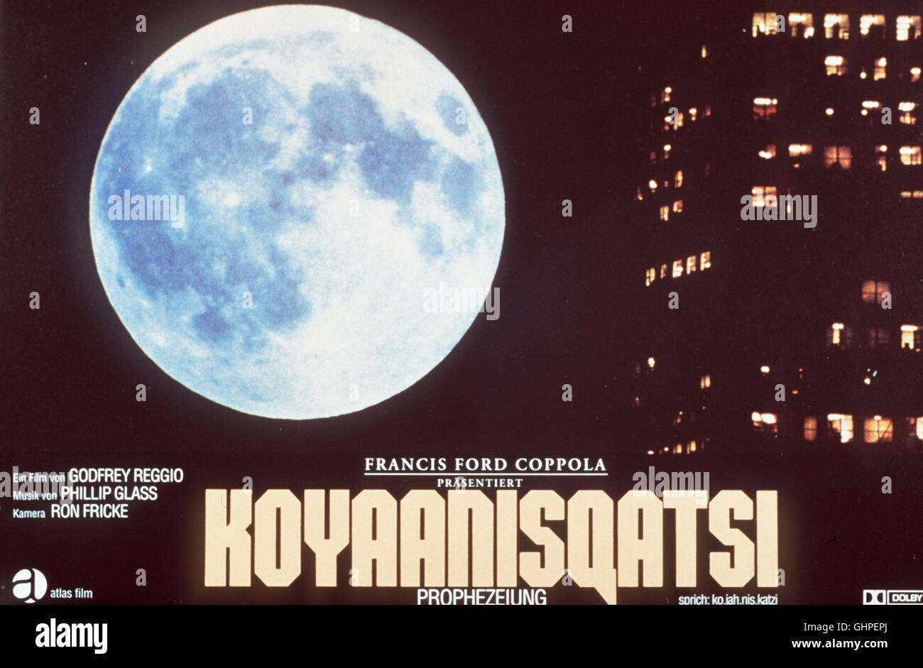 KOYAANISQATSI - Koyaanisqatsi ist ein zivilisationskritischer Film der ausschließlich mit Bildern und Musik arbeitet. Eine brilliante Fotografie und die suggestive Musik von Philip Glass machen den Film zu einem faszinierenden Dokument über den Missbrauch der Erde durch den Menschen. Szene aka. Amerikanischer Dokumentarfilm von 1976 -1982 Stock Photo