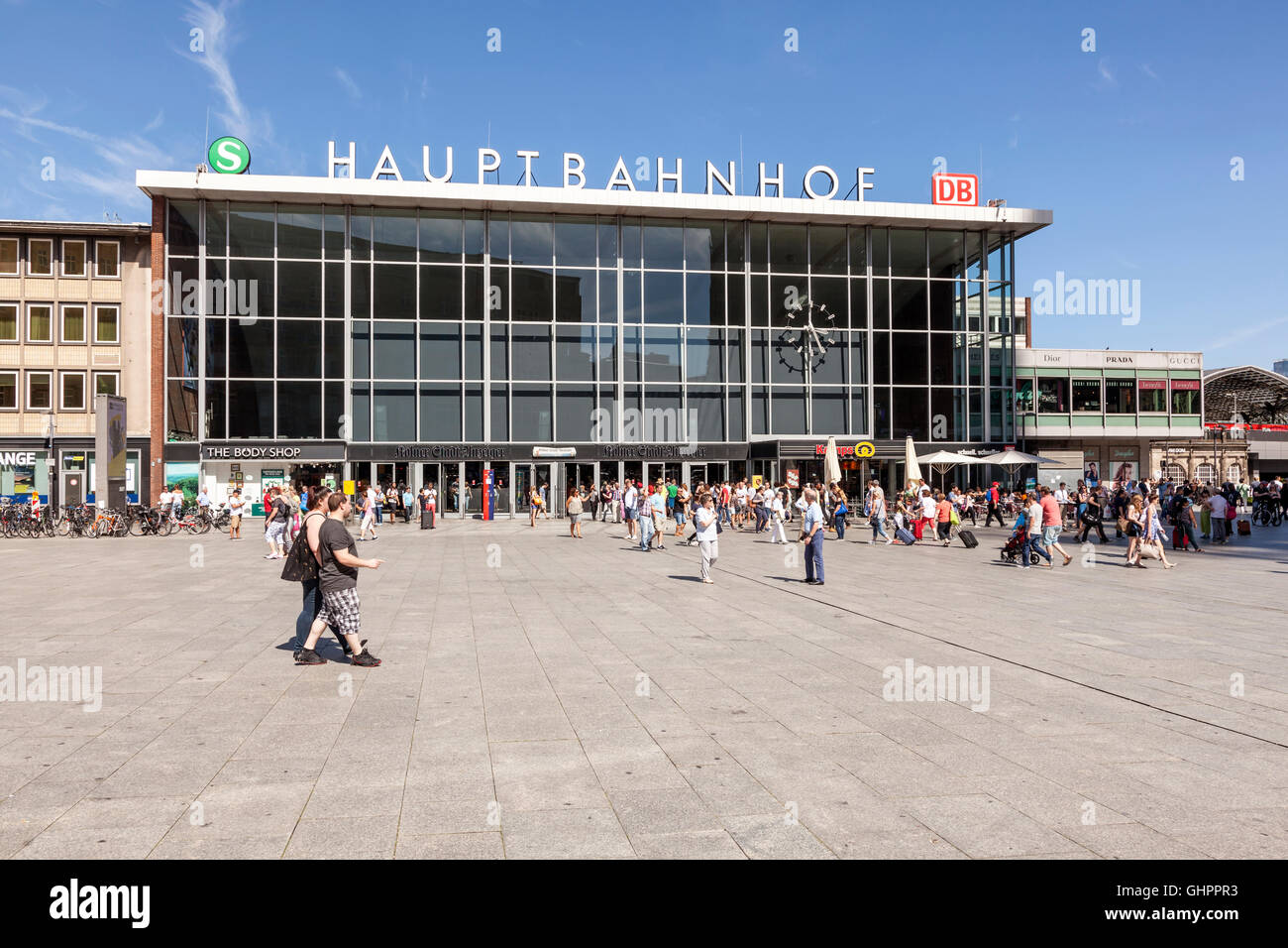 Central station (german Hauptbahnhof) in the city of Cologne, Germany Stock Photo