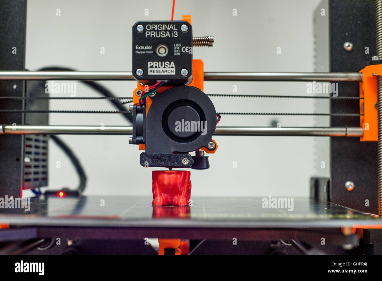 3D printer from Josef Prusa, Prusa i3 Mk2, heatbed, extruder, print Stock  Photo - Alamy