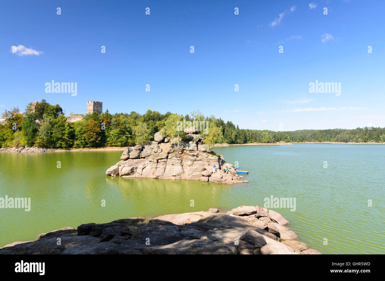 Waldhausen: Ottenstein reservoir with Lichtenfels Castle, Austria, Niederösterreich, Lower Austria, Waldviertel Stock Photo