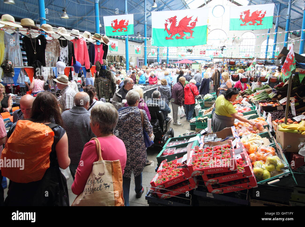 Abergavenny market hall hi-res stock photography and images - Alamy