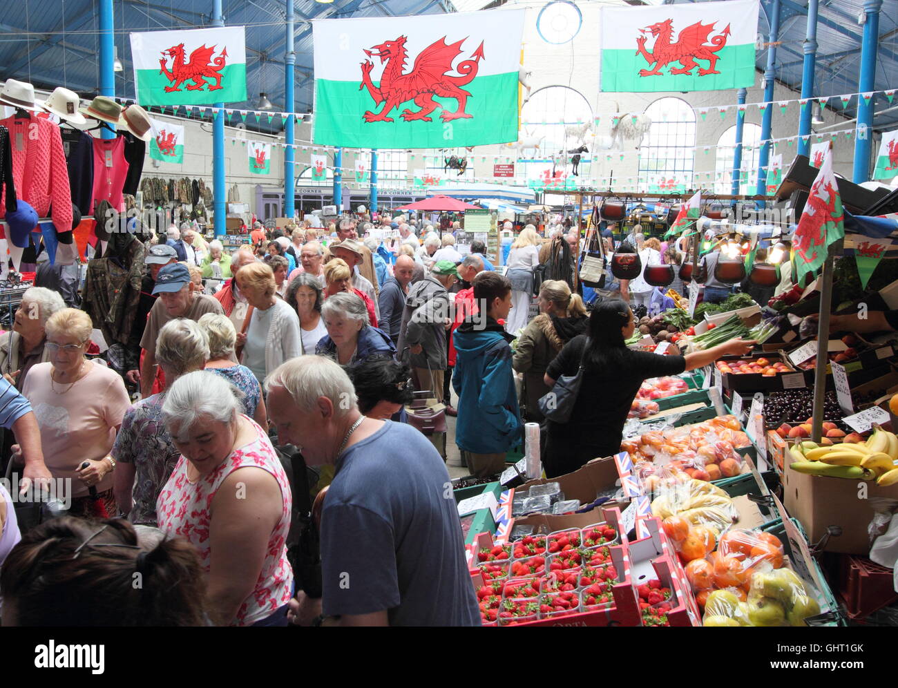 Abergavenny indoor market hi-res stock photography and images - Alamy