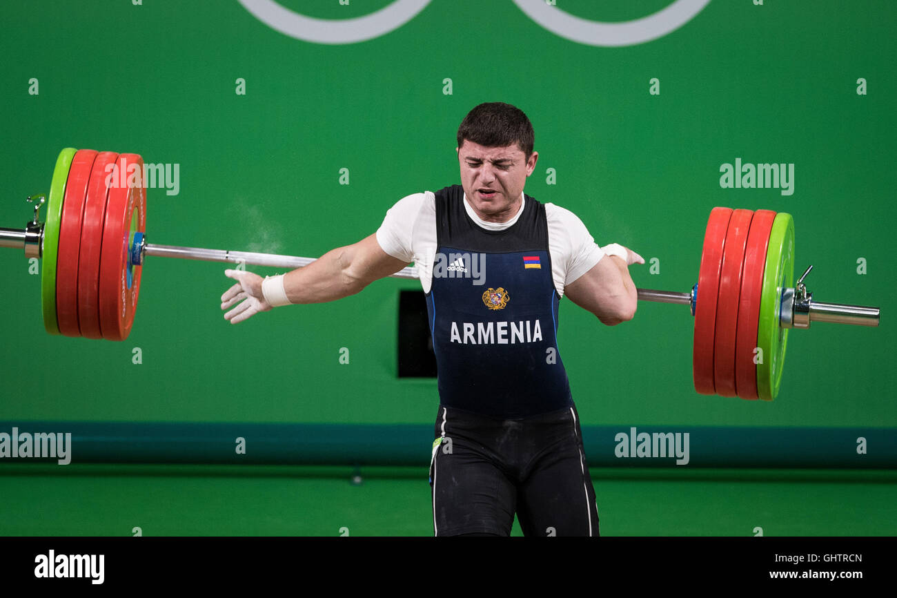 RIO DE JANEIRO, RJ - 10.08.2016: RIO 2016 OLYMPICS WEIGHTLIFTING - Andranik Karapetyan from Armenia moves the elbow during the men&#39;s finf tof the 2016 Olympics weight lifting held in Hall 2 of the Riocentro. NOT AVAILABLE FOR LICENSIN CHINA (Ph (Photo: Marcelo Machado de Melo/Fotoarena) Stock Photo