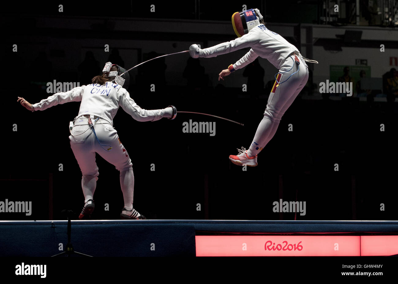 Fencing match hires stock photography and images Alamy
