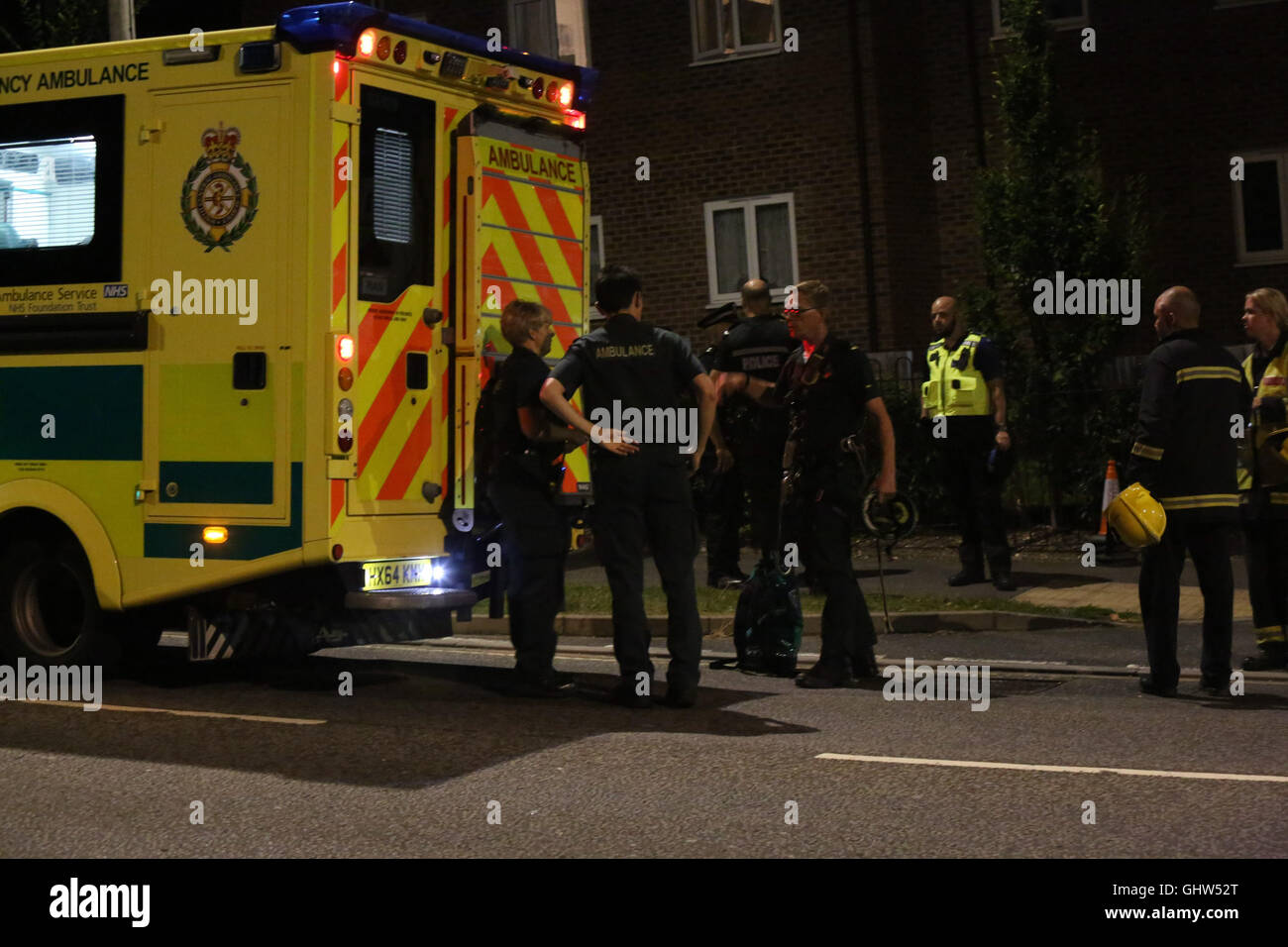 Four in a block flats hires stock photography and images Alamy
