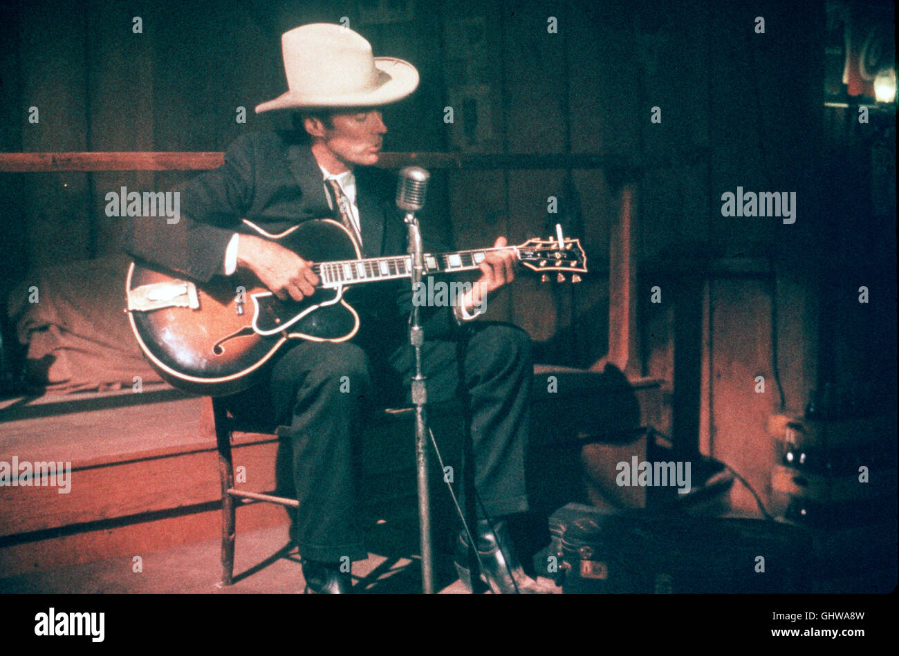 Chance Stoval HONKYTONK MAN- PRO 7 105 Nach 30 Jahren Provinz-Tingelei erhält der ...