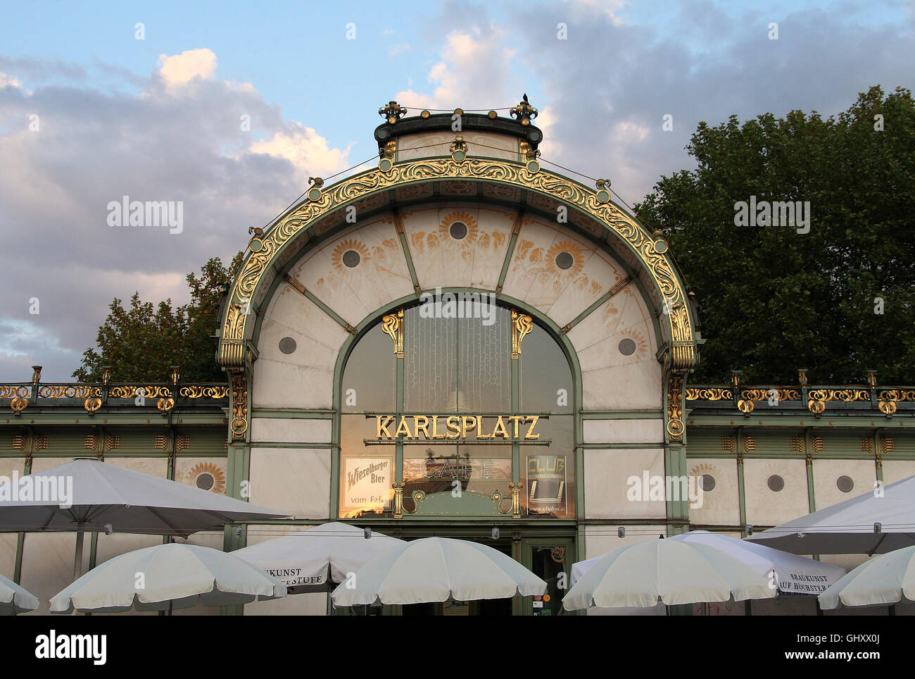 Art Nouveau Karlsplatz Cafe designed by Otto Wagner as an underground railway station in Vienna Stock Photo