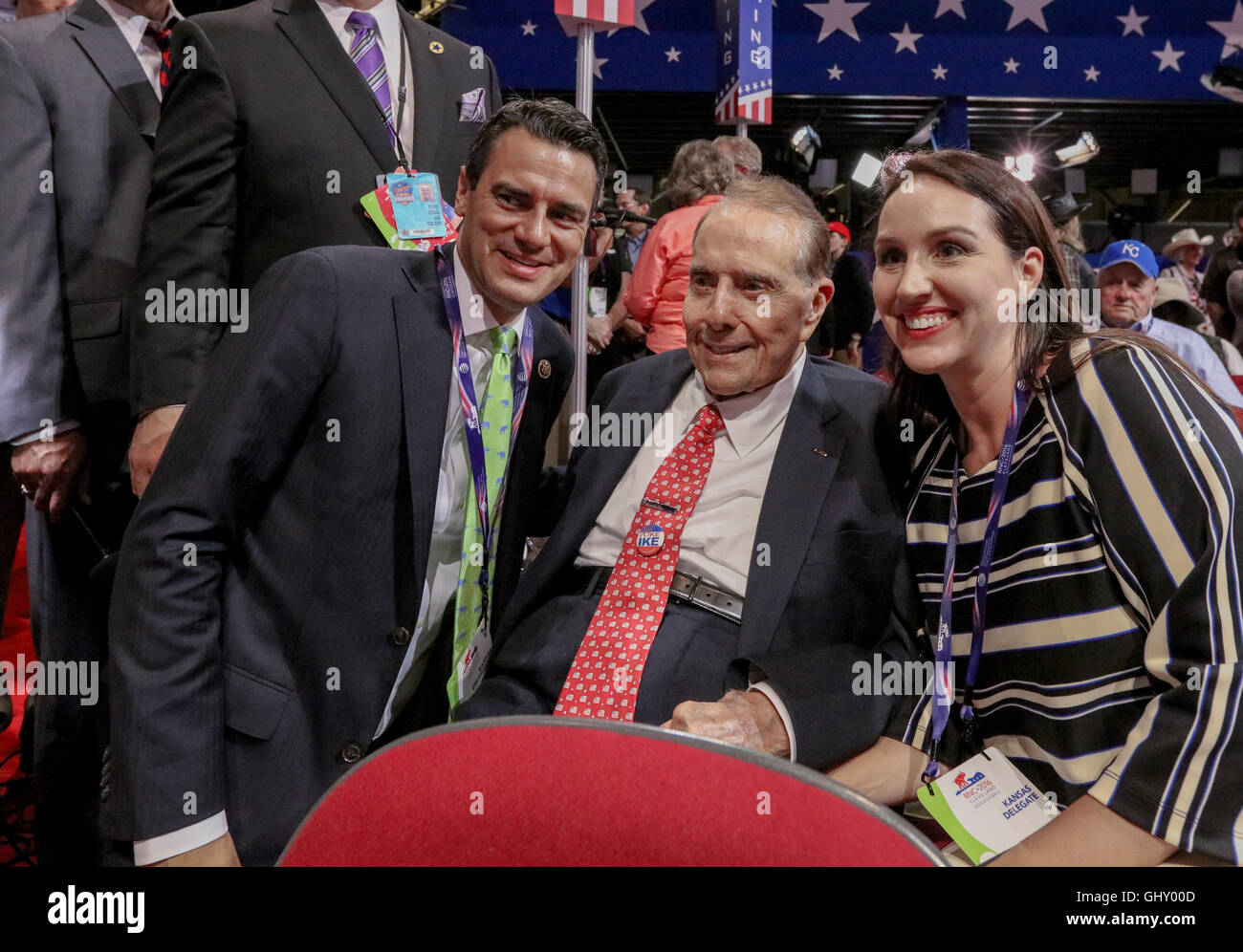 Cleveland, Ohio, USA, 19th July, 2016 Senator Robert Dole visits with the Kansas delegation  Congressman Tim Yoder and his wife Brooke pose with Senator Dole. Brooke kisses the Senator.  Special To the Capitol Journa By Mark Reinstein. Stock Photo