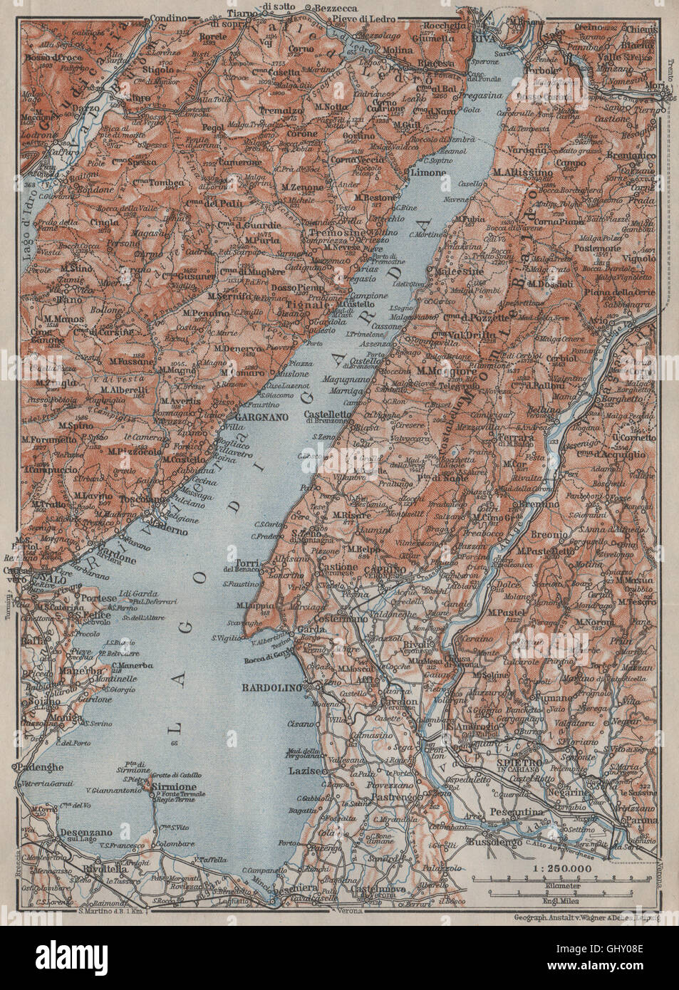 LAGO DI/LAKE GUARDA. Riva Salo Gargnano Bardolino. Topo-map. Italy, 1909 Stock Photo