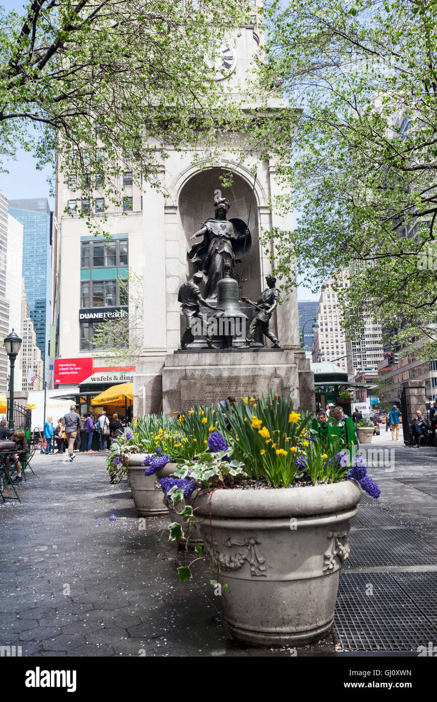 Herald Square New York City Stock Photo - Alamy