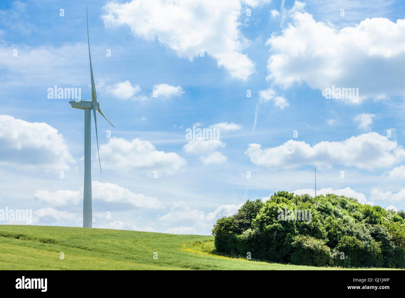 Wind turbine on a hill, Eakring, Nottinghamshire, England, UK Stock Photo
